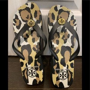 Tory Burch Flip flops